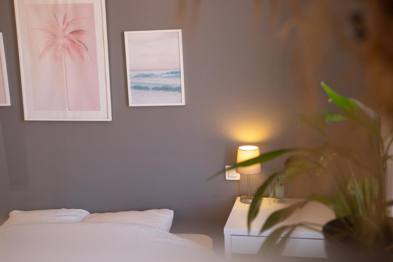 T2 33M2 Climatise - Frejus Centre, Proche Plage Eksteriør billede